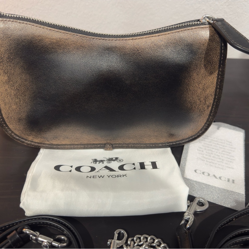 Coach Waverly Crossbody Bag in Loved Leather - Picture 2 of 9
